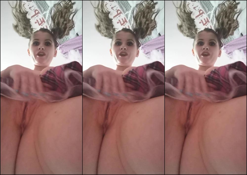 brooklogan-26-10-2019-76863234-horny-dirty-talking-upskirt-slut-