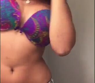 Violetta Hairy Armpits Play