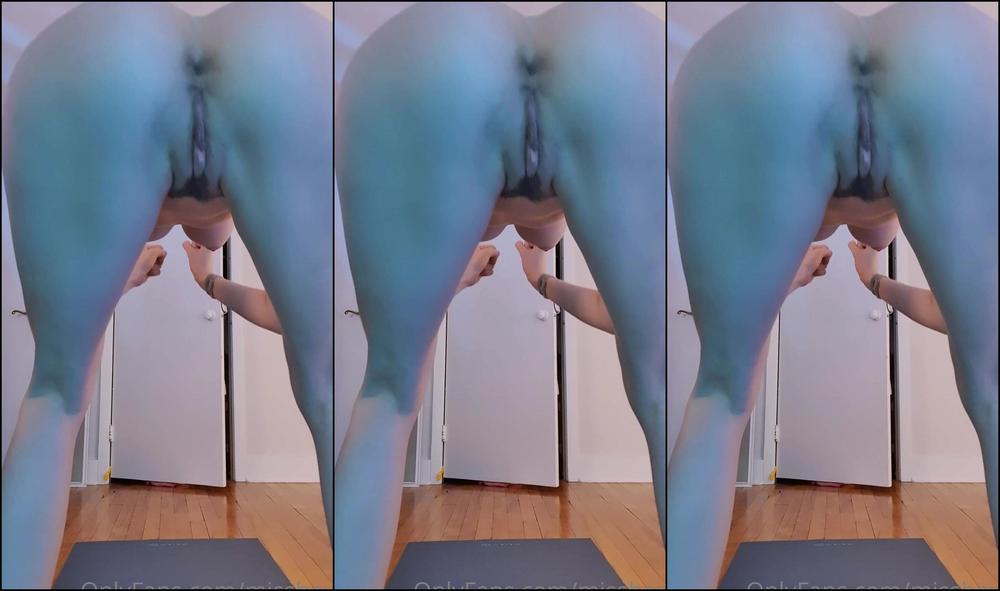 Misshowl Squats As Promised My Legs Are Deadddd