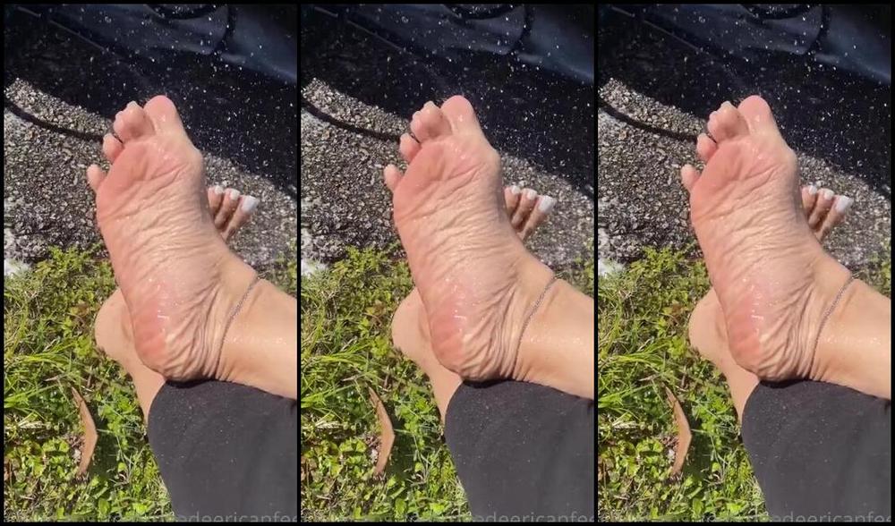 Deedeericanfeet Onlyfans Just A Quick Clip Of This Mornings Wet Feet