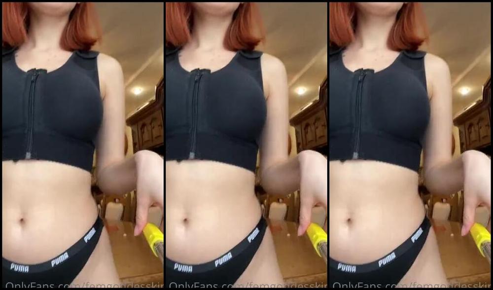 Femgoddesskira Onlyfans Clean My Pussy And Ass After Gym Rc