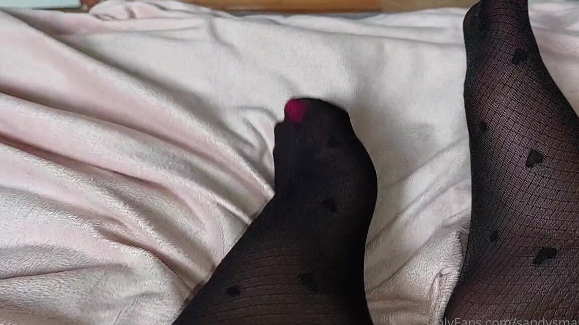 Mica Sandy Nicknamed Sandysmallfeet Onlyfans Black See Trough Stockings With A Tiny Black Hearts Hot Pink Pedi Oil And Me Moaning Softly