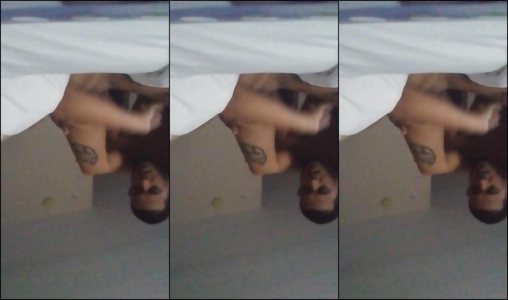 lovelygia-01-10-2019-66325221-my-master-putting-me-in-my-place.-what-would-you-like-to-see-thisbedadosja-d