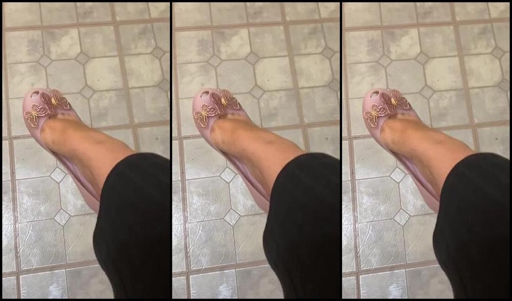 Anushkavelvet Onlyfans Somebody Just Sent Me More Melissa Flats From My Wishlist So I M Very Happy And Therefore Decid