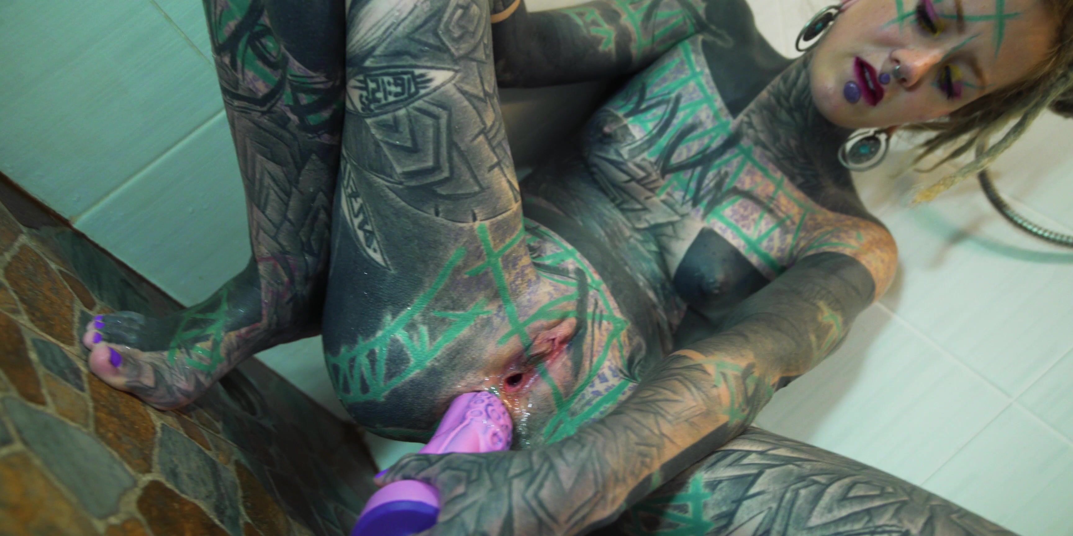 Anuskatzz 4K Watch me while ANAL ENEMA SEXTOY XL Manyvids