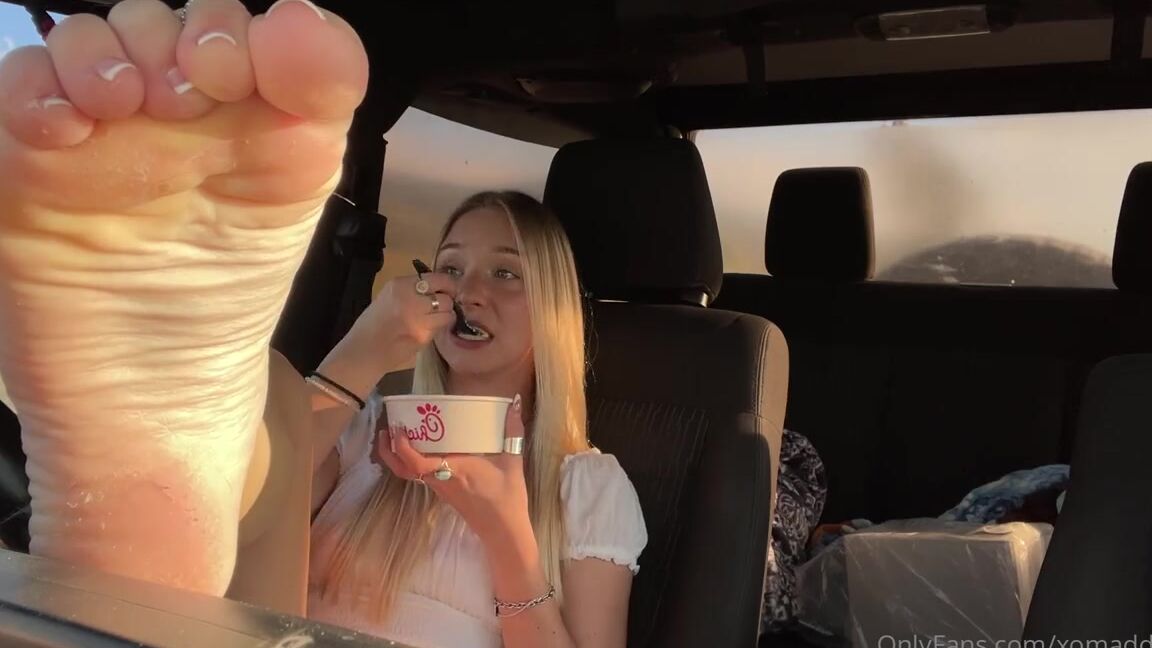 Goddess Kaylee Aka Xomaddykxo Onlyfans Come Chat W Me Let Me Know In The Comments Of Any Ideas You D Likep