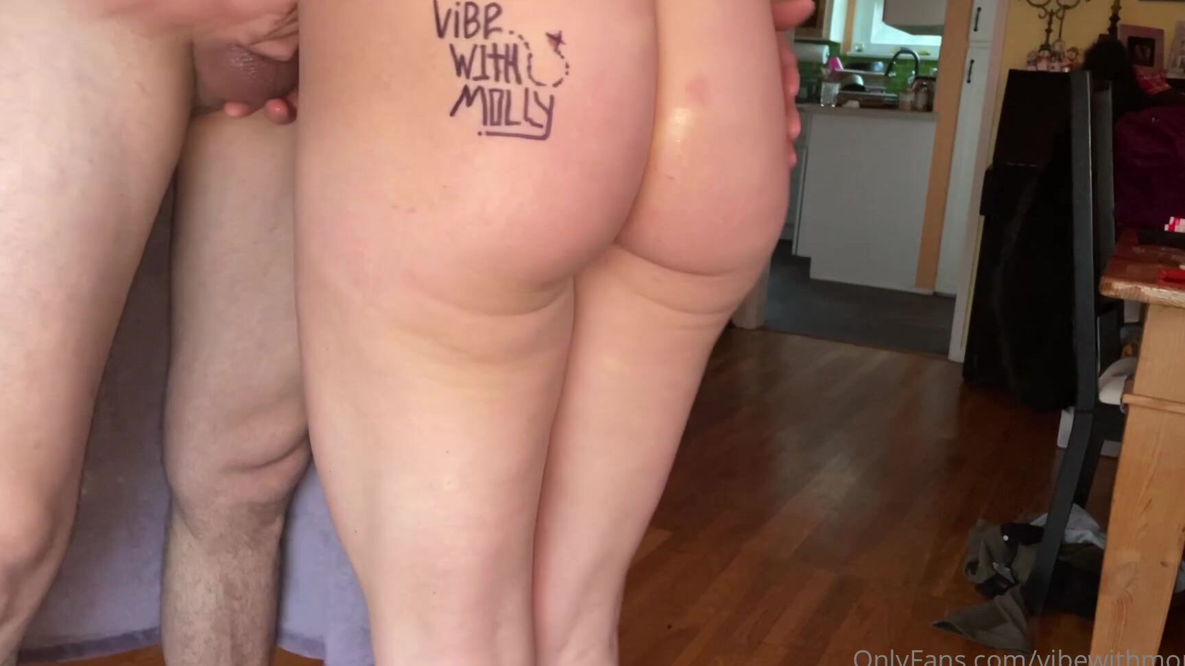 vibewithmommy-15-01-2022-2330622614-thanks-guys-for-loving-our-content-and-being-here-to-support-all-our-shenanigans-i-love-g