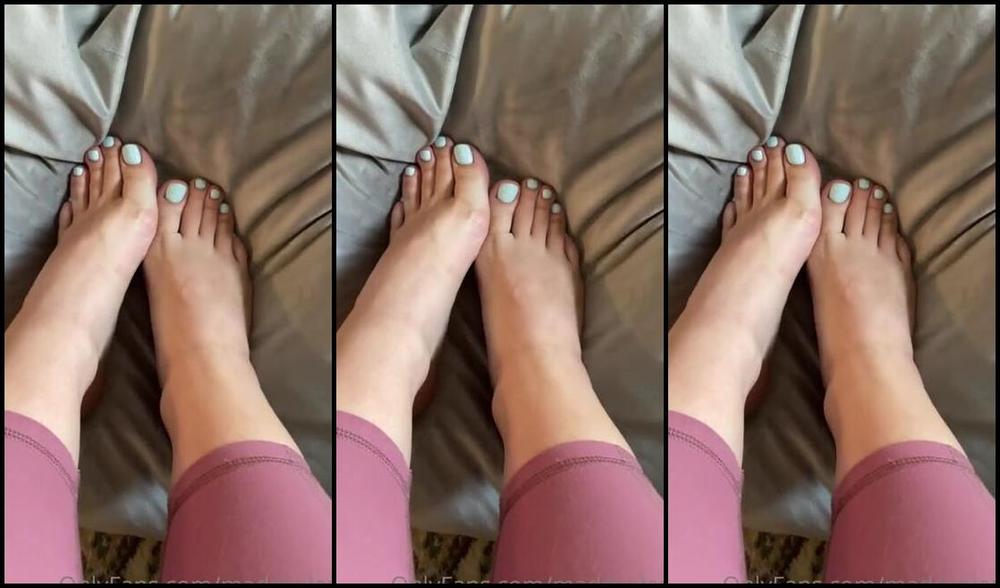 Goddess Mads Nicknamed Mad4Soles Onlyfans If You Were Here I D Take My Feet And Lightly Press Them Into The Bulge In Your Pants Teasing You
