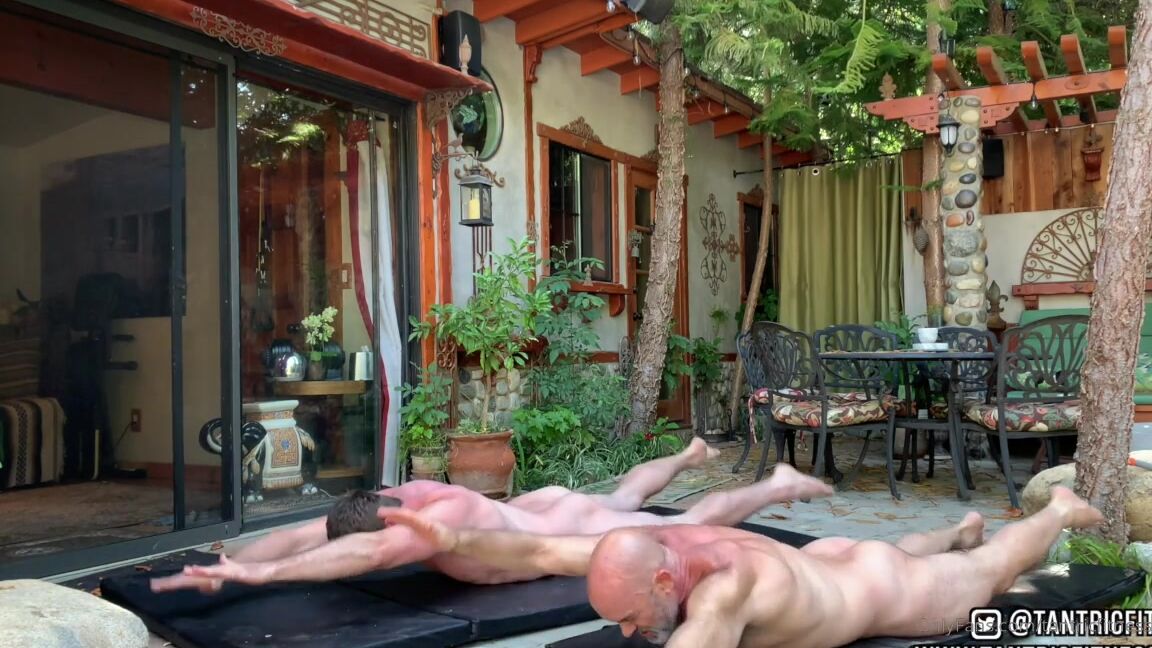 Tantricfitness Naked Pilates Workout The Handsome Talented And Well Hung Pierceparisxxx Joins Me In T