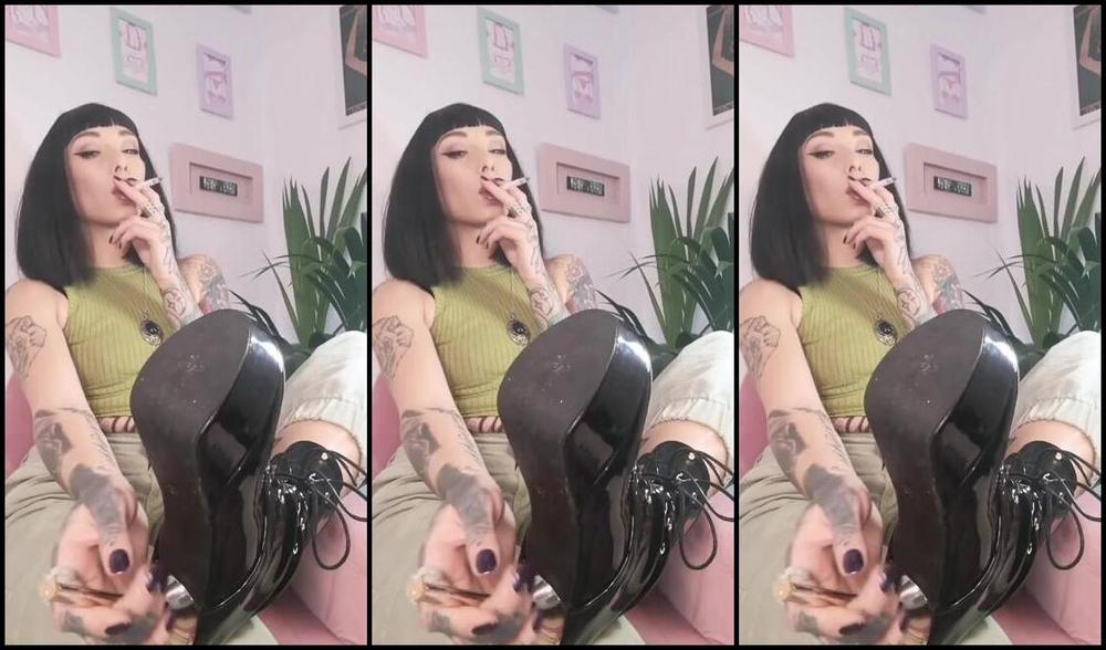 Queen Kinkerbell Nicknamed Kinkerbell23 Onlyfans Time For You To Worship My Gorgeous Boots Whilst Watching Me Ash Uplclose From Not One