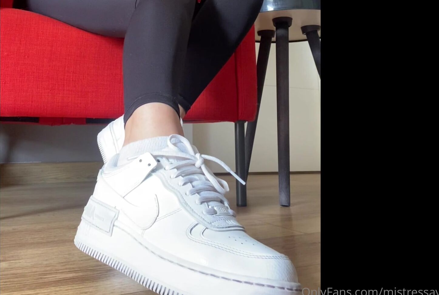 Mistressayeste Beg To See Them To Lick Them Clean You Need Them