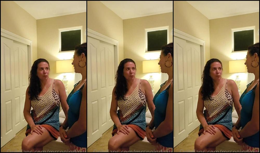 Mrspoindexter Tuesday Night Chat With My Sister But Low Expectations She Doesn T Show Her Boobs Yo