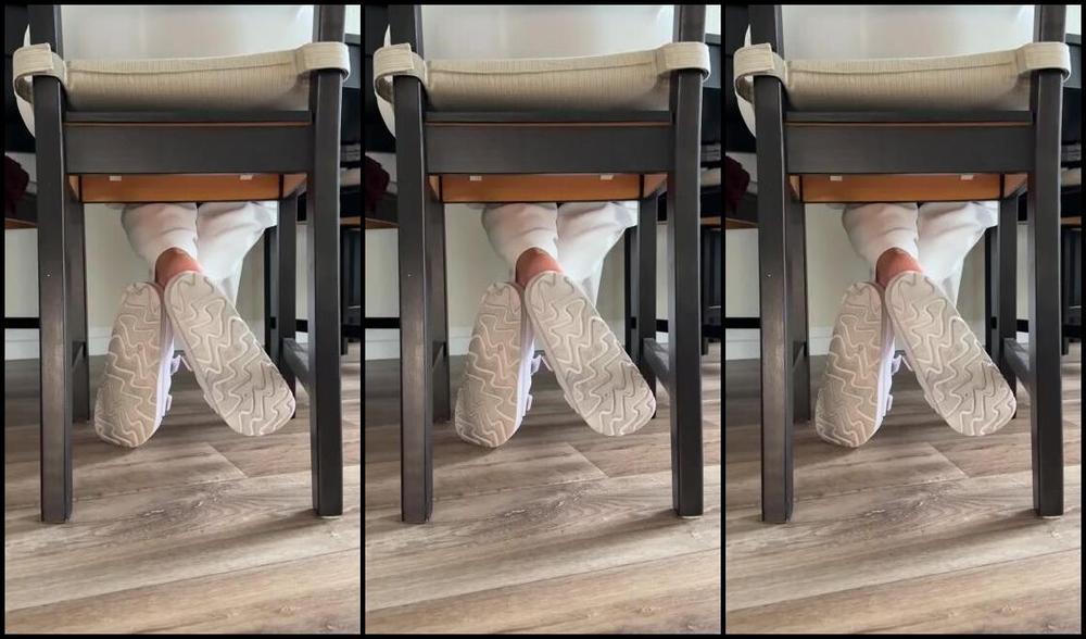 Barebylola Nicknamed Barebylola 08 05 2025 Onlyfans Video Looks Like Someone Caught Me Working Wasnt Exactly Alone But Honestly I Kinda Like It That