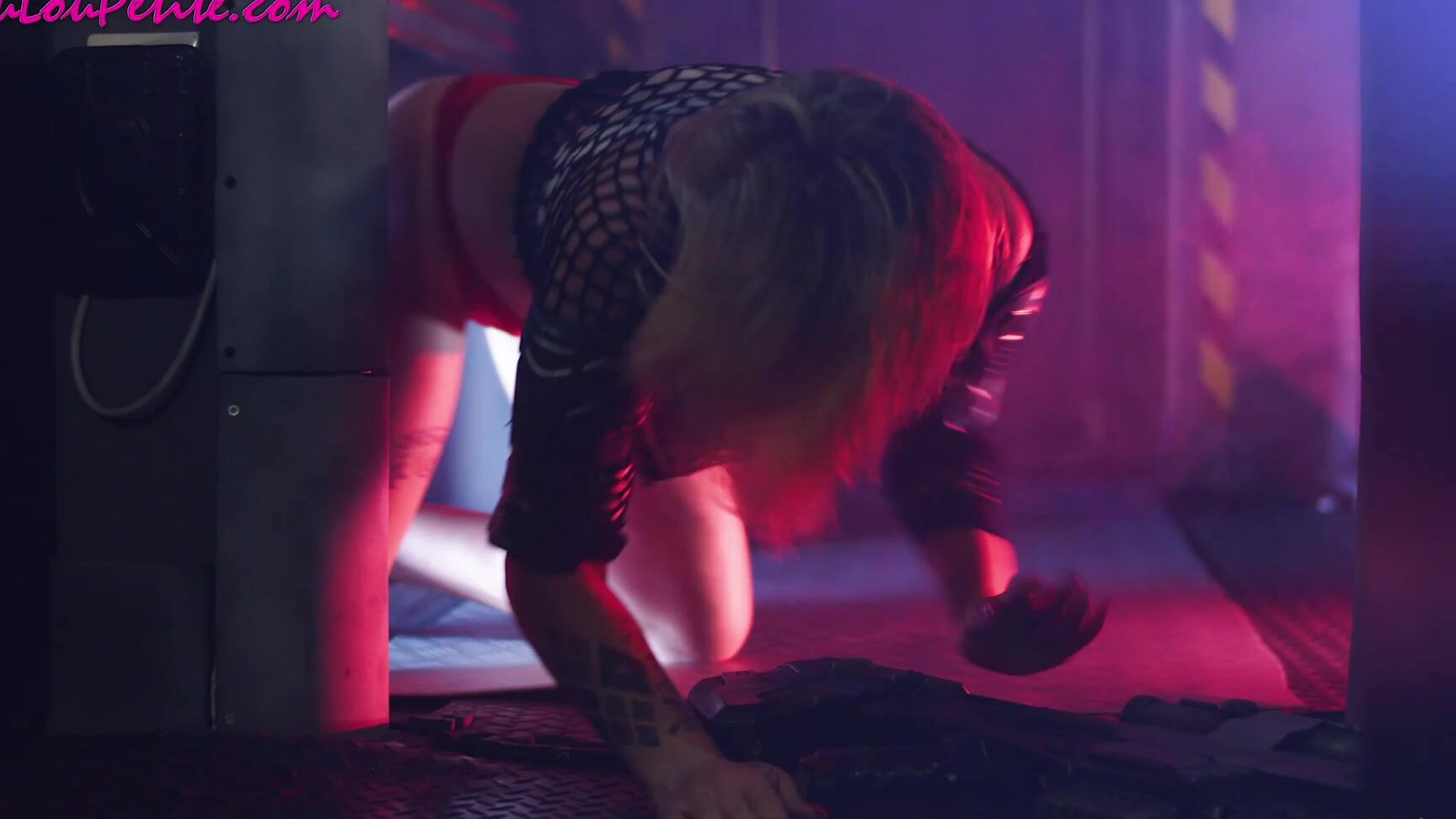 Louloupetite Loulou In Space The Complete Series Seven Videos All In One Purchase Loulou Is Stuck I