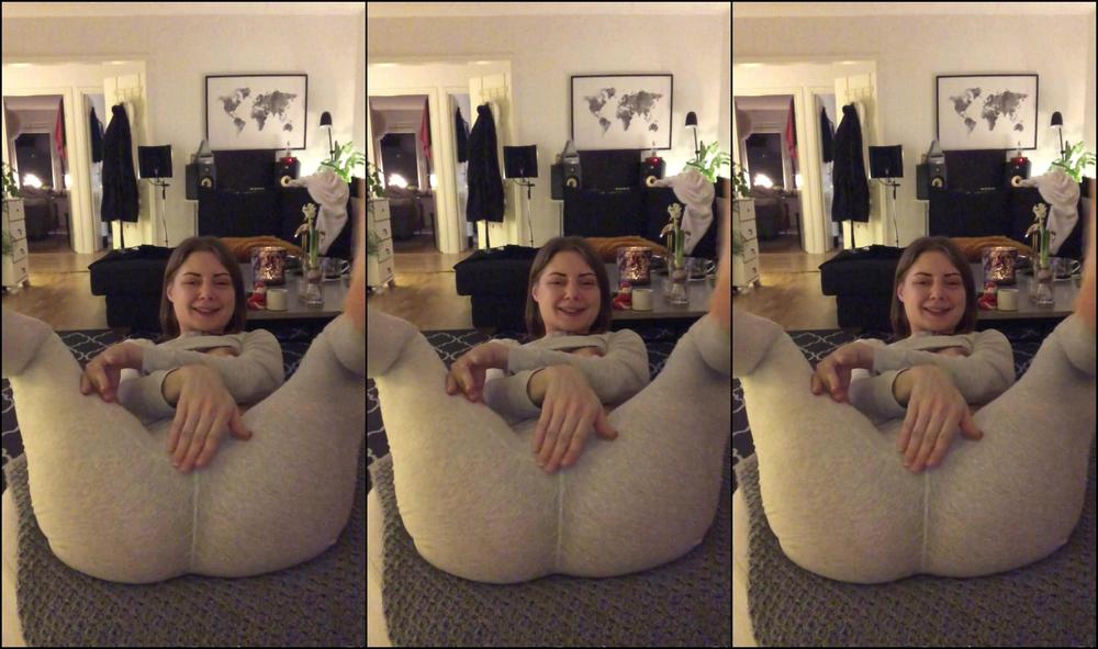 Whatever Girl The Silence At The End I Heard My Mom In The Stairs To My Apartment So I Had To Qui