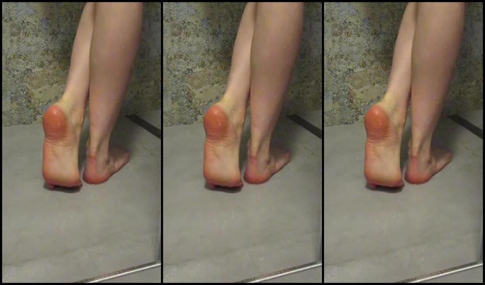 Neolasoles Nicknamed Neolasoles Onlyfans Long Legs Long Feet