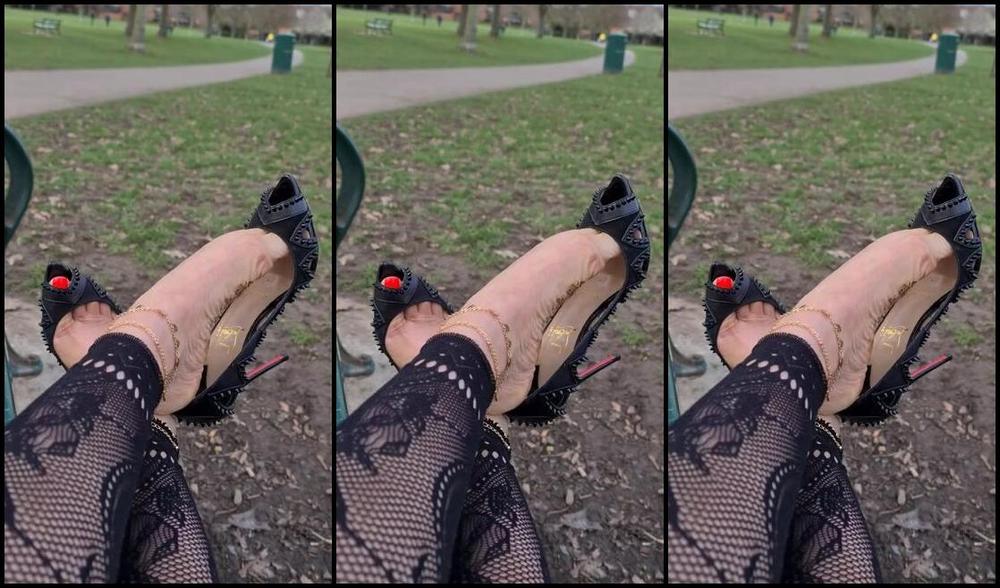 Feetbysherri Onlyfans Park Vibes In My Spikey Louboutins