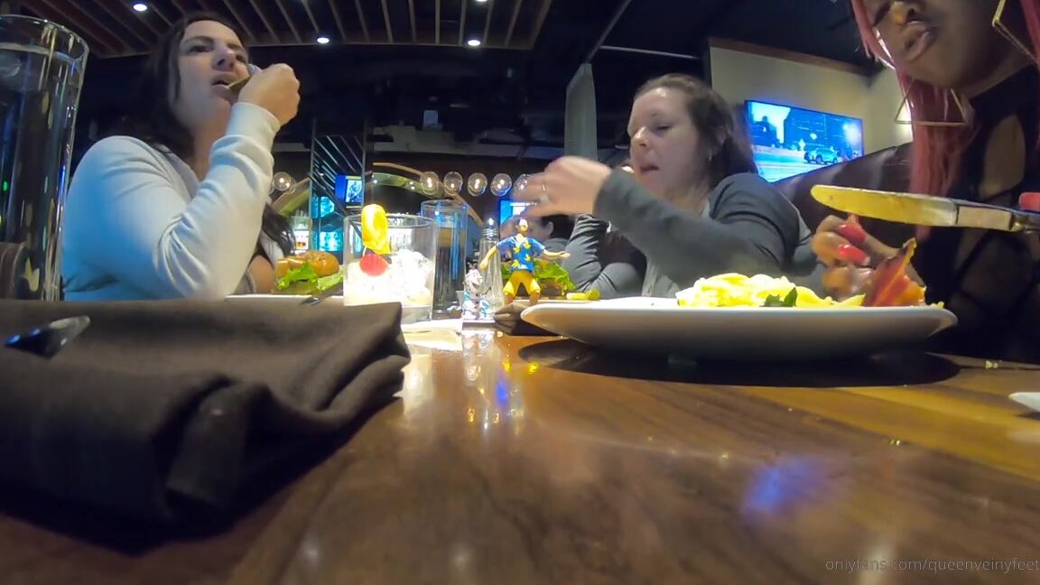 Tierradoll Onlyfans Lost Footage While In Seattle Goddess Monica Monkeytoez And I Stuffed Our Faces And Talked Shit