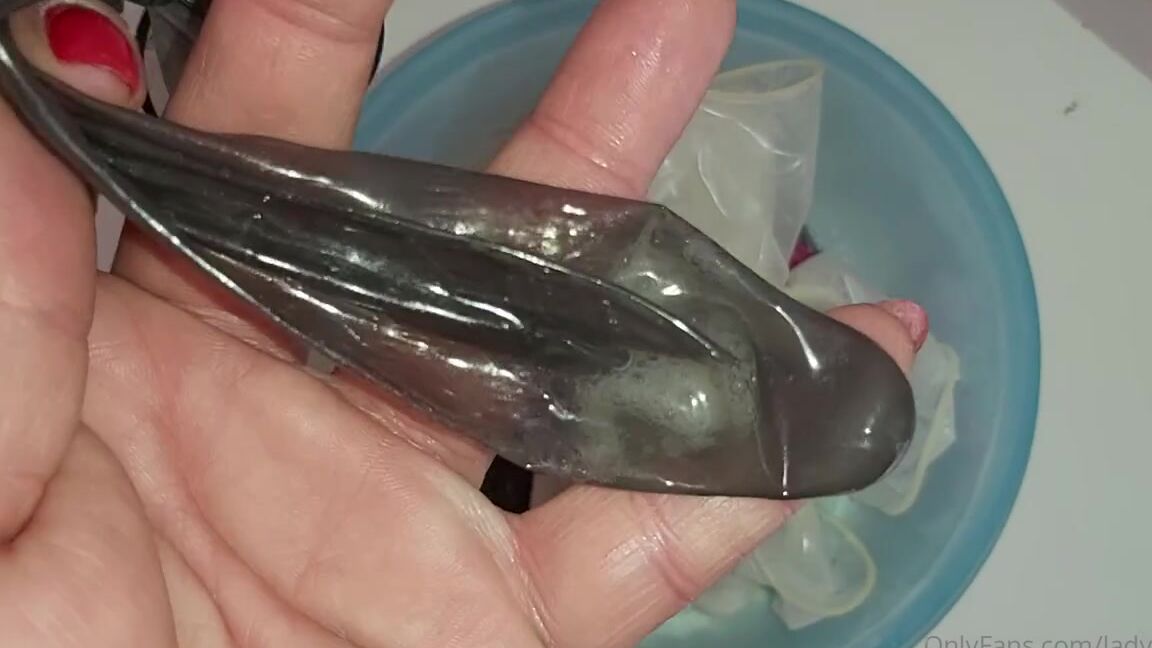 Lady Shayqoscuckoldress Nicknamed Ladyshay 05 14 2021 Onlyfans Video Get Some Bbc Condoms K