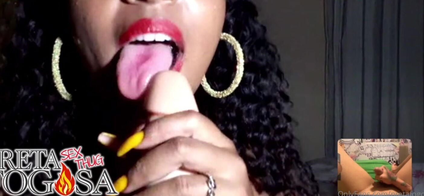 Pretafogosaofc 2149197533 06 29 2021 Video Chamada Proibida Ele Me Obrigou A Fazer Tudo O Que Ele Queria Mostrei Todos Os