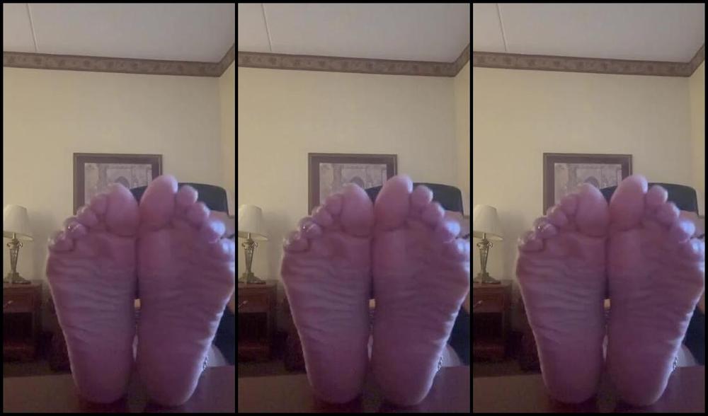 Goddessmonica00W Onlyfans Crossed Soles Joi2P
