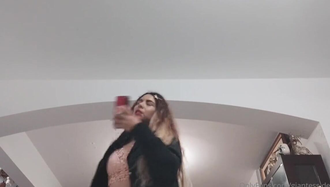 Giantess Debora Nicknamed Giantess Debora Onlyfans Buttcrush Unaware I Feel Something Rare In My Jeans Ahhh It Was A Little Bug Spying On My Latin I