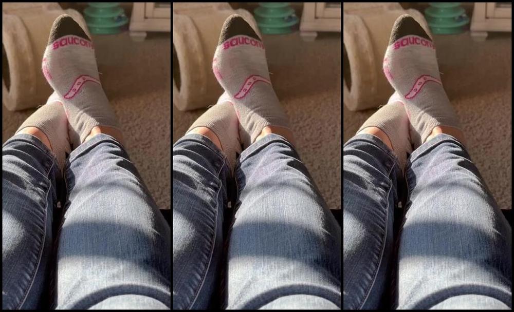 Solemate91 Nicknamed Solemate91 Onlyfans Just Me Sitting Here Pretending To Not Notice You Getting Hard