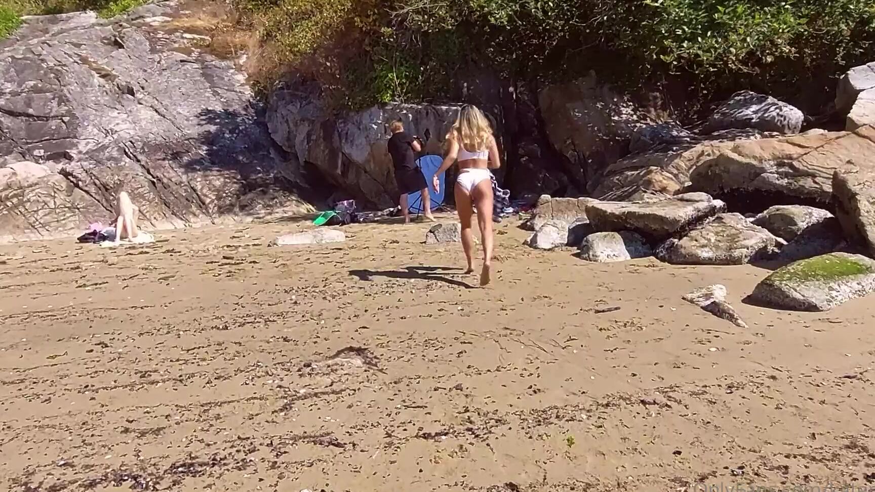 Katemaxx 2237361147 10 03 2021 Just A Lil Behind The Scenes Action Of What It S Like To Shoot With Me