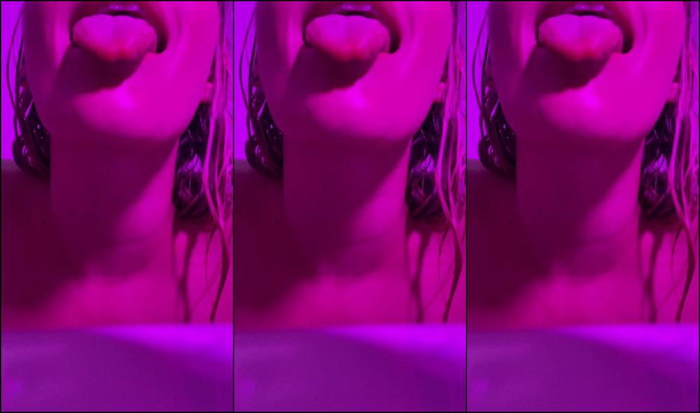 Savvysuxx This Morning It Was Raining So I Smoked A Lil And Took A Bath You Should Watch Th