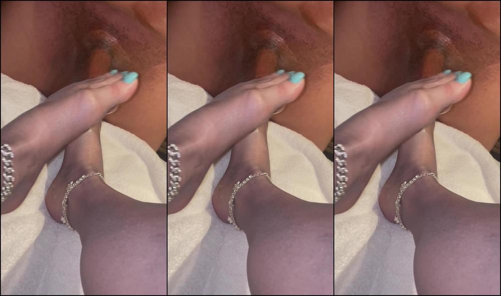 Goddessfendi 3084208222 11 12 2023 I Just Love Making My Sheer Nylons So Sloppy To Stroke That Dick The Way The