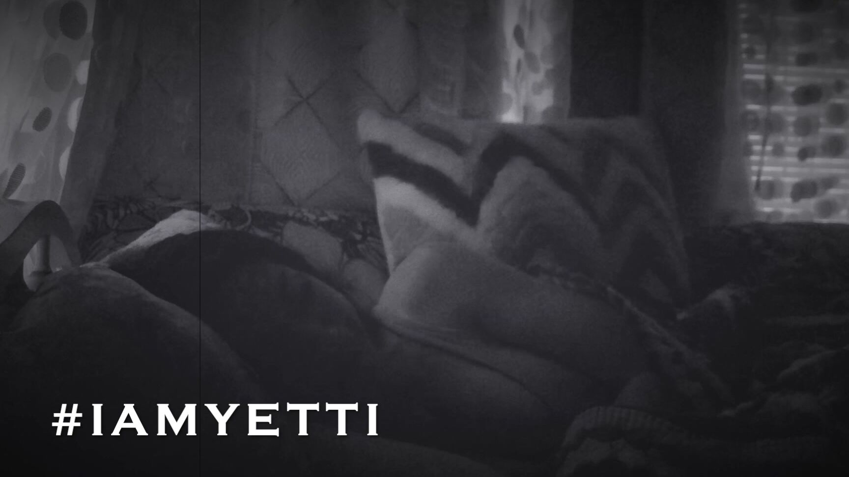 "Iamyetti" brunette, crying, friends, good morning, listening to music, sfw OLD TIME TEARS manyvids