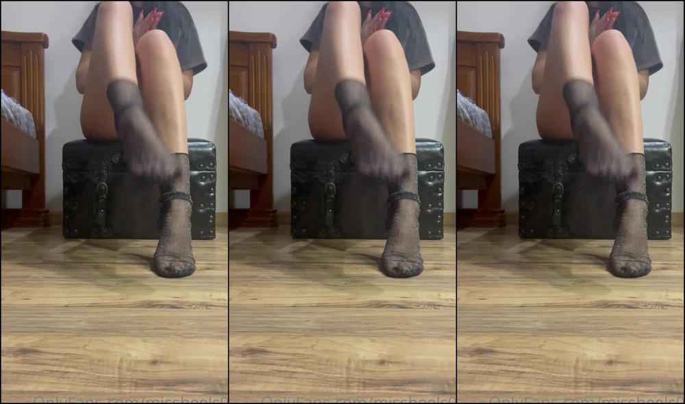 Missheels Wanna More Socks