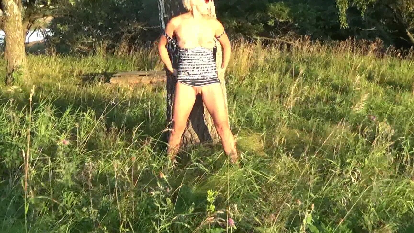 blonde-masturbates-in-the-forest-close-up Pornhub