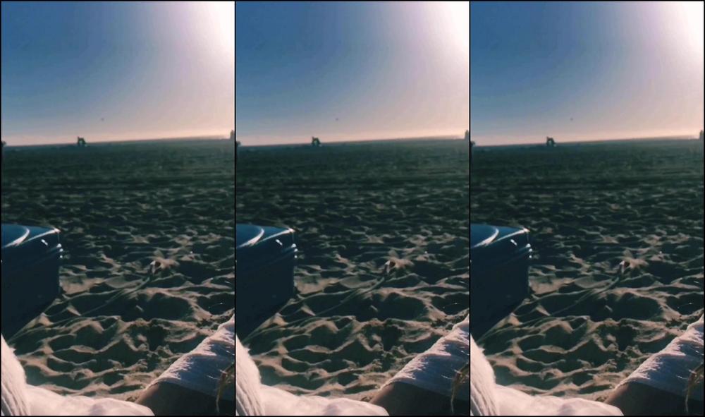 elenakoshkaxoxo-25-11-2018-16738945-girls-at-the-beach...-vienna