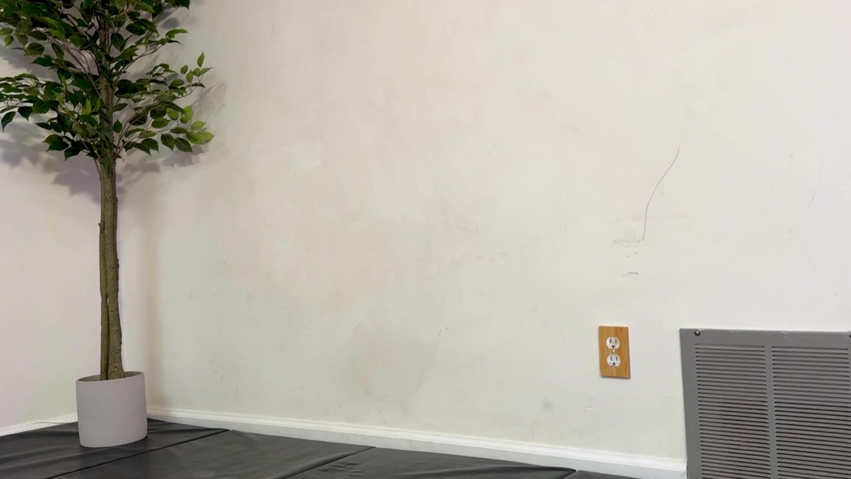 Lora Cross Phoenixxx Sinz And Lora Cross Fuck