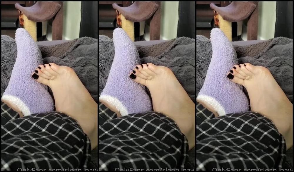 Sloans Paws Nicknamed Sloan Paws 03 18 2021 Onlyfans Video Soft Socks And Soft Soles
