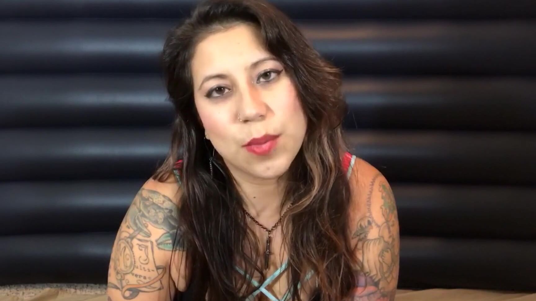 "Ellie Boulder" Asmr, Erotic Asmr, Getting Laid Amateur, Motivation, Inspiration, Whispering V Asmr, Whisper, Asmr Whisper, Whispering V, Whisperingv, Whispering Pov, Whisperingv Asmr, Fitness Motivation, Amateur Dirty Talk, Talking Dirty, Red Lipsti