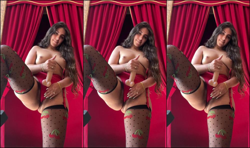 Ittybittycherry 0Hpnxunuzwp561Gp42Avb Source