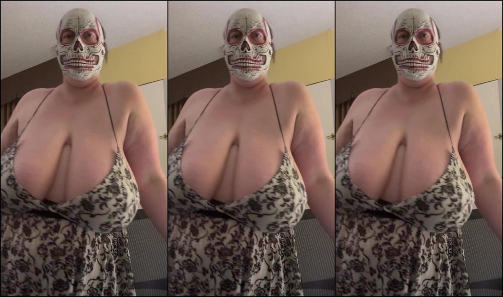 Bustybigbooty 3551691784 11 04 2024 Enjoy This Shirt While My Straps Still Exist Lol Rip To At Least 5 Tops In