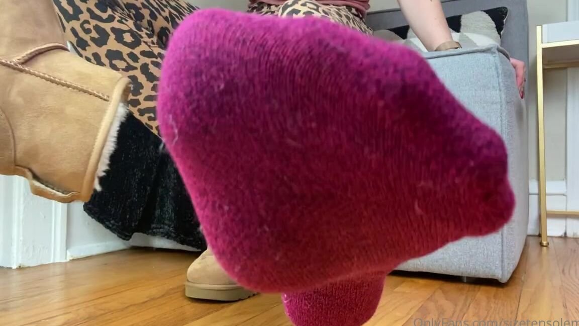 Sizetensolemates Onlyfans Babe I Know The Real Reason Why You Bought Me These Ugg Boots You Just Love How Sweaty They Make