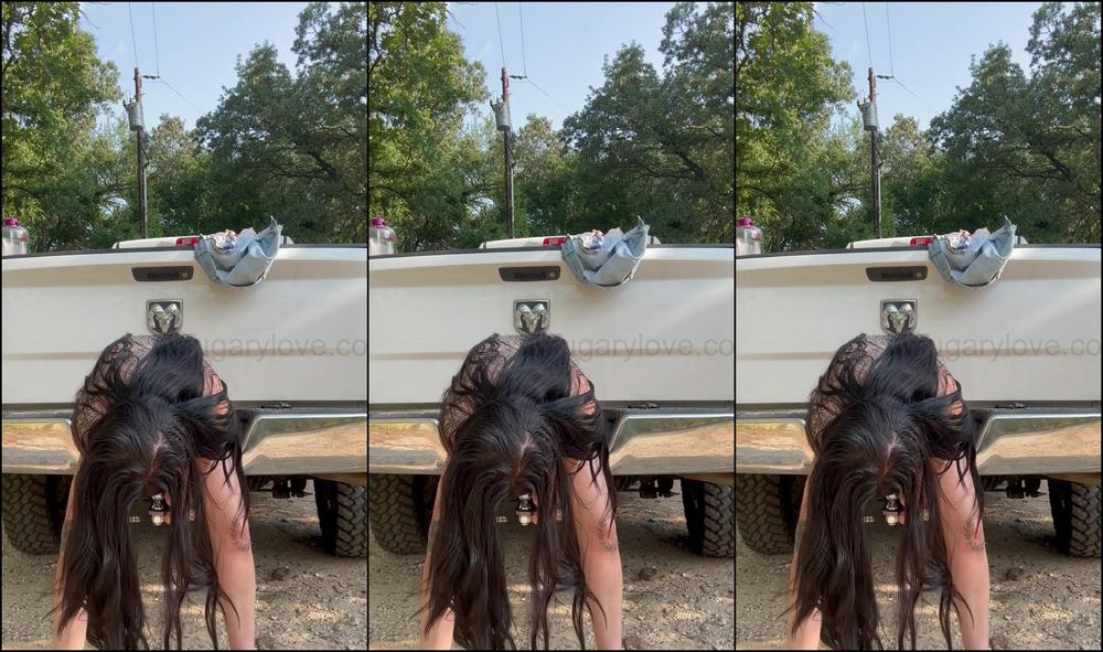 Sugarantippv Stuck My Dildo To My Trailer Hitch And Rode