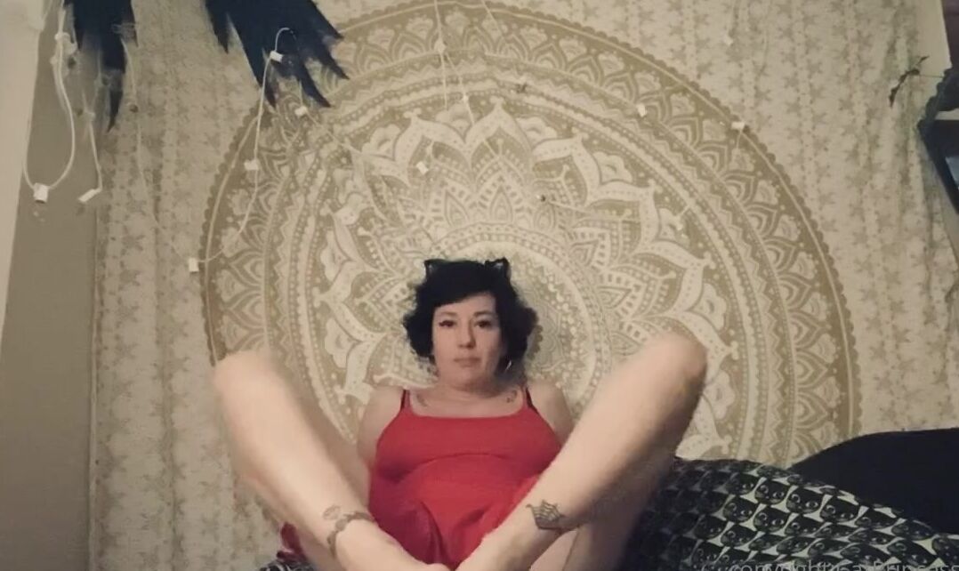 Catprincessfeet Onlyfans Breakfast Is Served Longer Clips Included As Always For My Vipsscroll Right 5