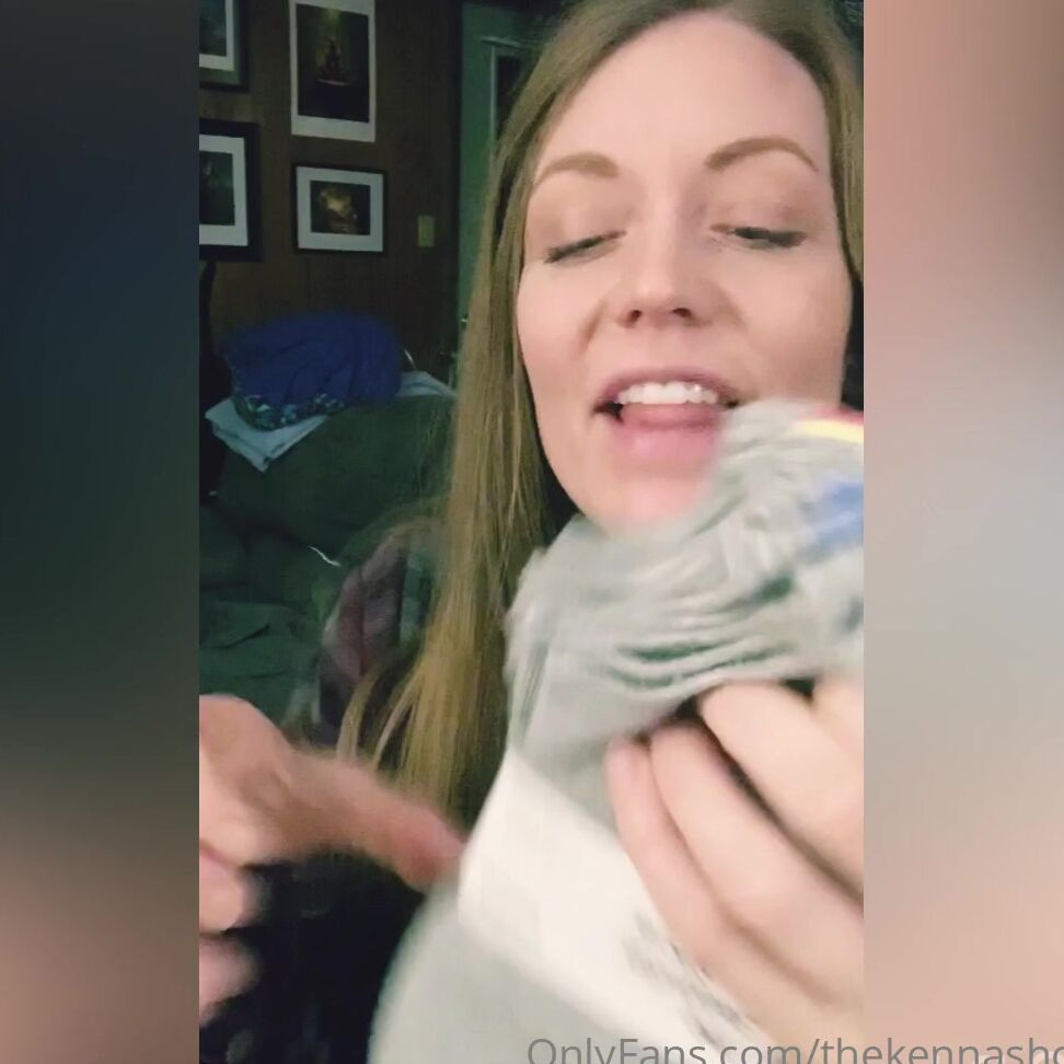 Thekennashow Please Don T Call The Cops On Me