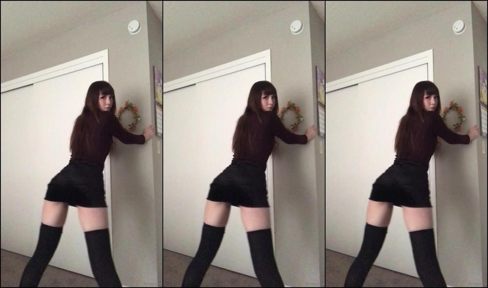 Emiigotchi A Lot Of People Liked That Little Stupid Dance Video Th