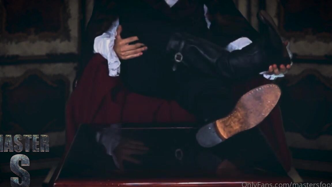 Brfootmodel 644248066 08 04 2020 King Is Here Now Bow Down Masters Cashmaster Superfeet Brazilianfeet Feetfetish Solo Socks Dirtysocks Footslave Slave Licker