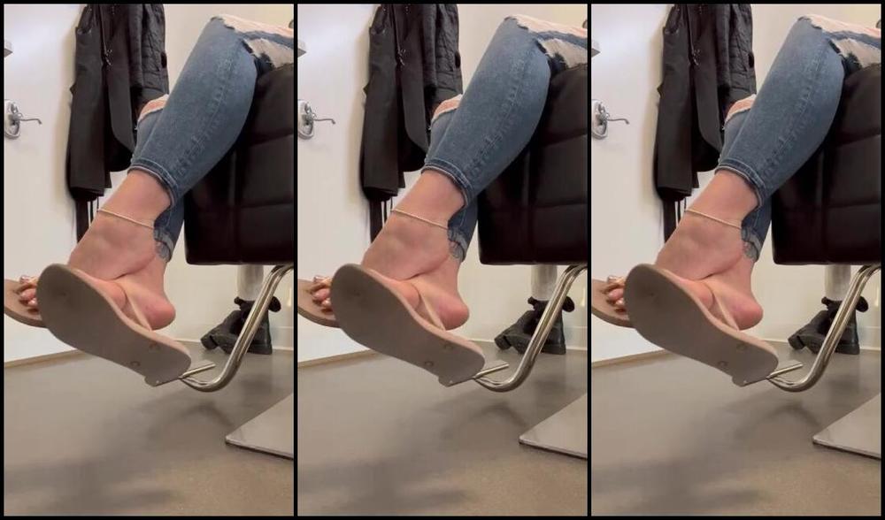 Thefantasychest Onlyfans Sit Stay Good Boy Flip Flop Edition Playing The New Girl Fantasy Role Play Where You Re Filminp