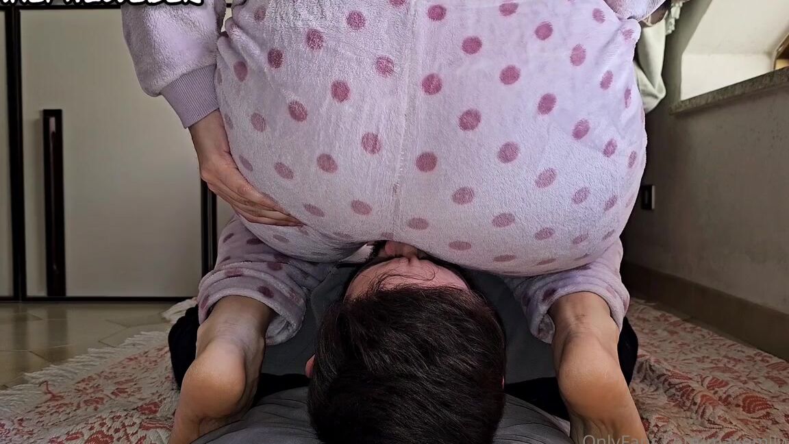 Emily Maxemilweber Nicknamed Maxemilweber 01 29 2024 Onlyfans Video Lets Start The Week With New Sexy Videos I Had To Surprise You But