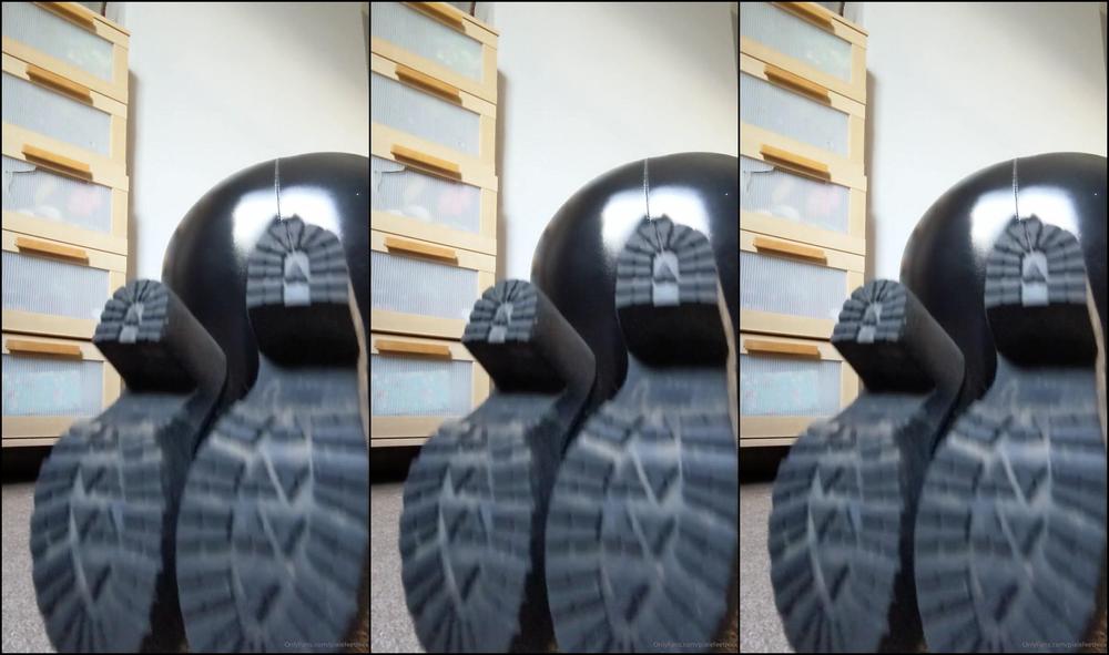 Pixiefeetnixx Open Wide