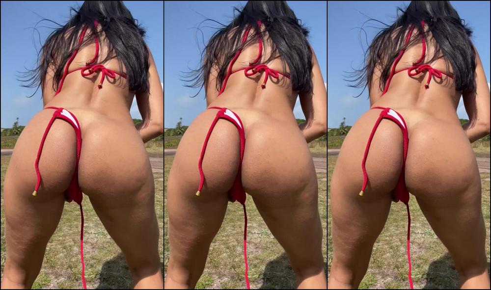 Sexycarol 3542557361 10 29 2024 A Naked Bitch In The Parking Lot