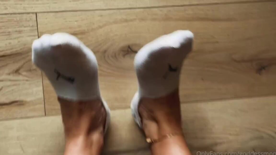 Goddessmona 91 Onlyfans Einfach Mal Wieder Ein Schwitziger Einblick Fr Meine Suchtis Just Another Sweaty Insight Forp